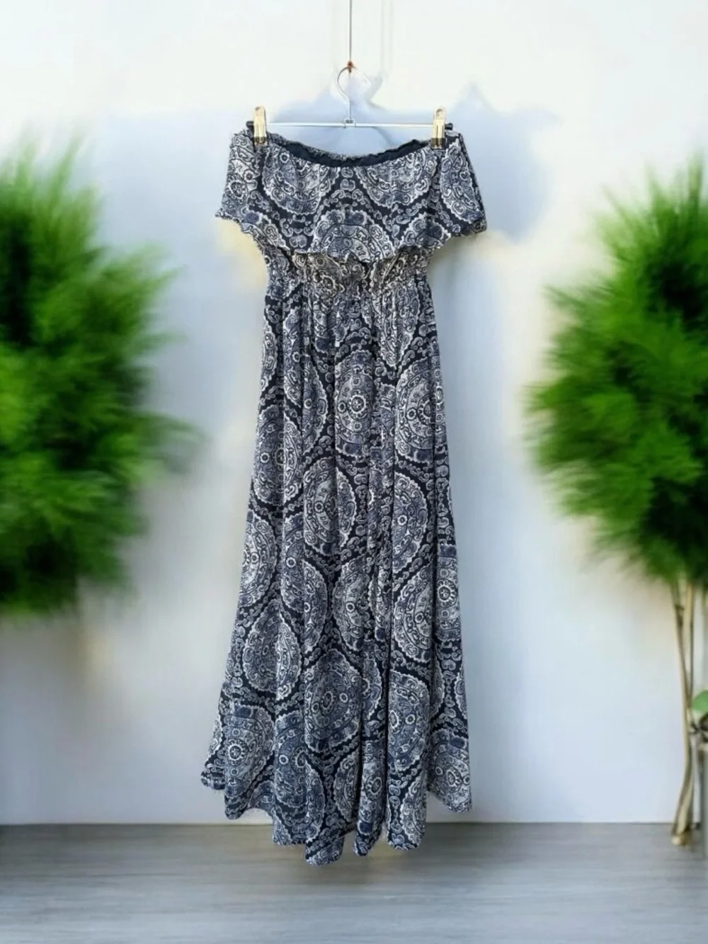 Hollister Navy Paisley Strapless Boho Dress Size Small
